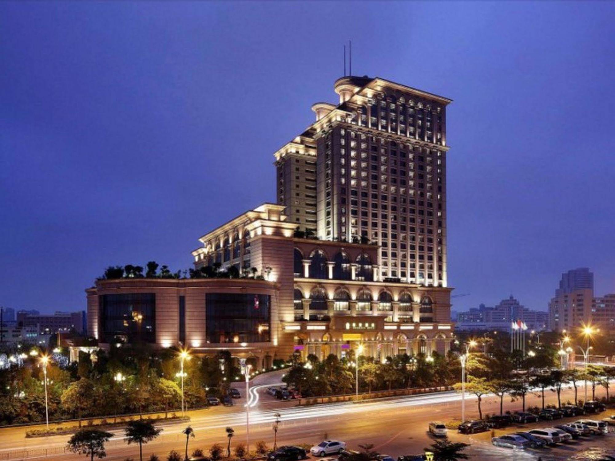 Sovereign Hotel Чжаньцзян Экстерьер фото